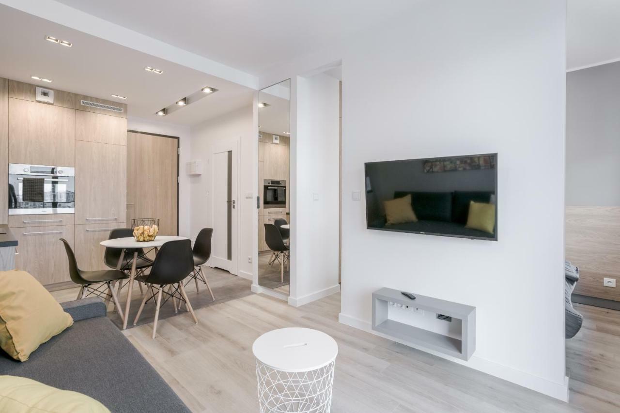 Chill Apartments Wola Varsovie Extérieur photo