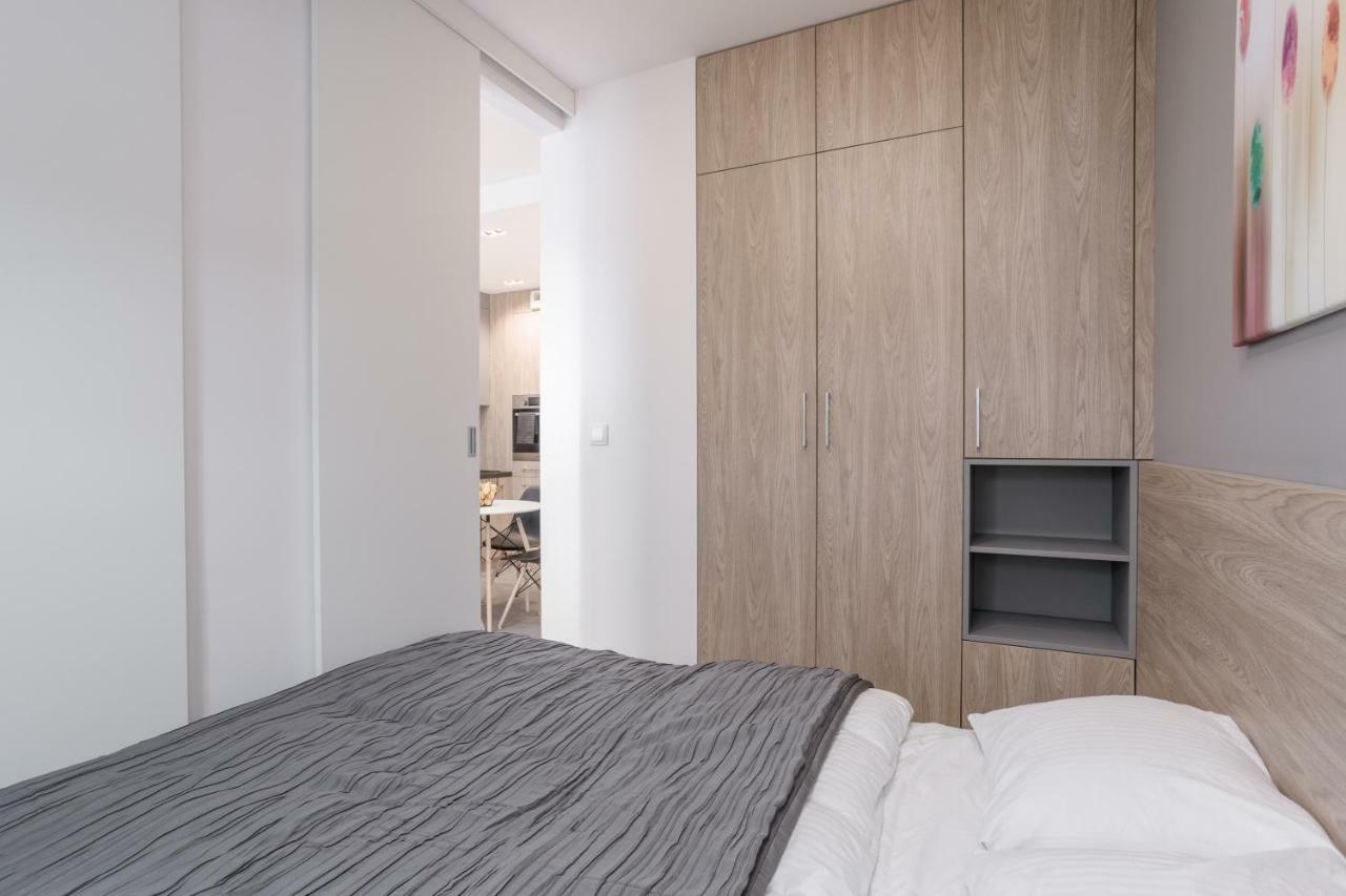 Chill Apartments Wola Varsovie Extérieur photo
