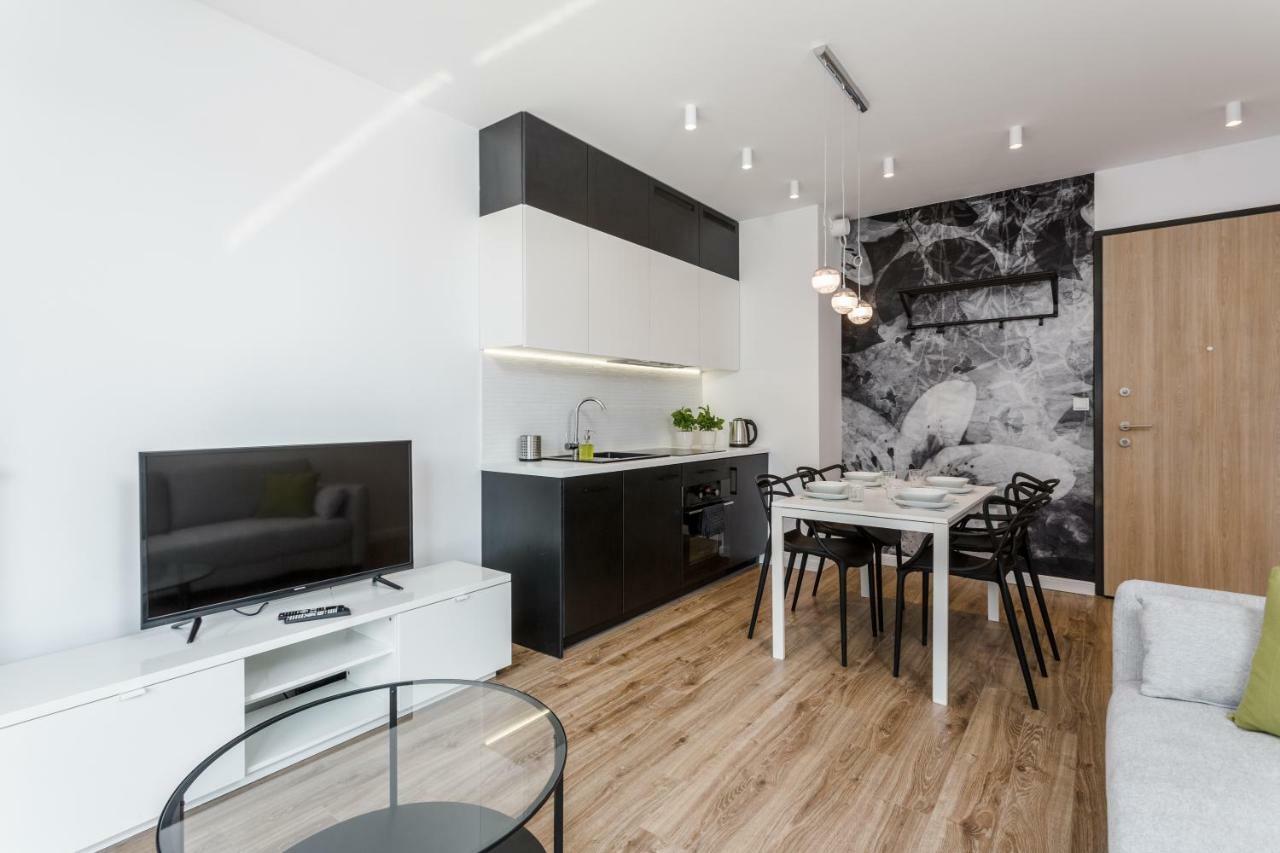 Chill Apartments Wola Varsovie Extérieur photo